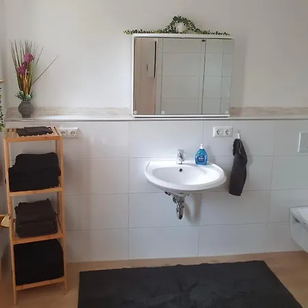 Monteurwohnung Haus Sendberg Blick * Frielendorf